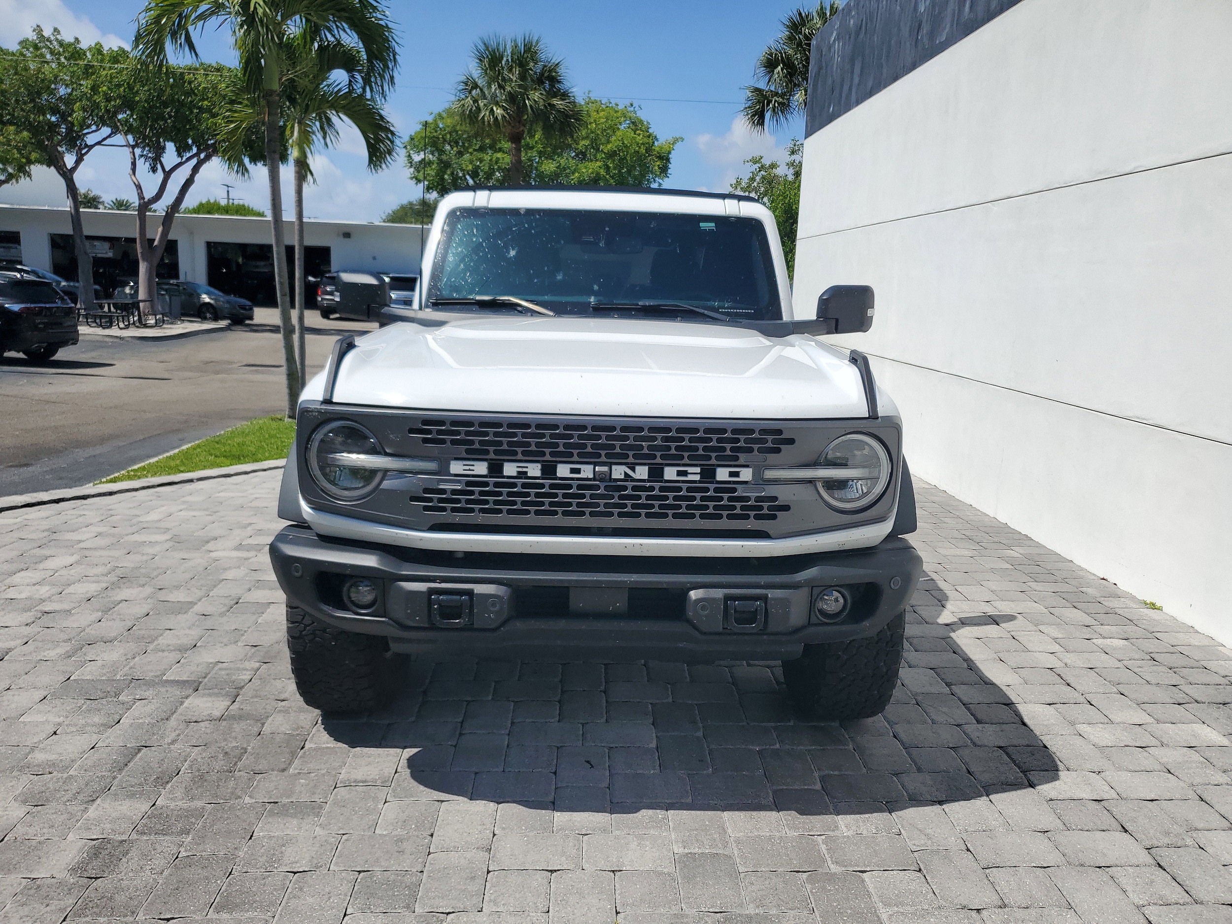 ford bronco 4-door 2023 1FMEE5DH4PLA89273 image ford bronco 4-door 2023 1FMEE5DH4PLA89273 image
